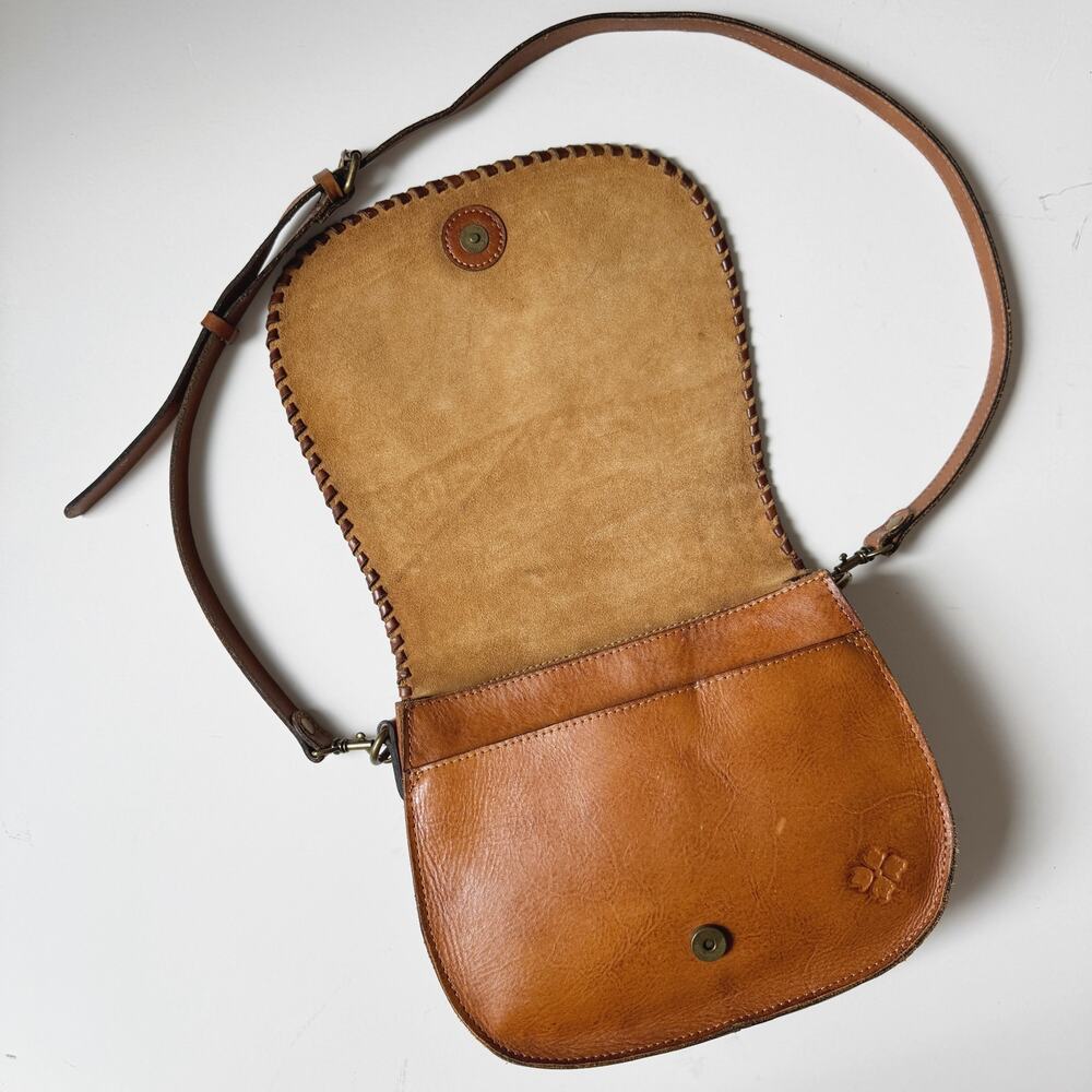 Patricia Nash Burnished Floral Tooled Leather Savini Saddle Bag - Picture 4 of 9